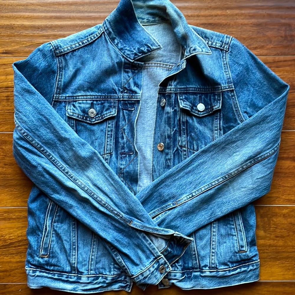 GAP Médium Denim Jacket